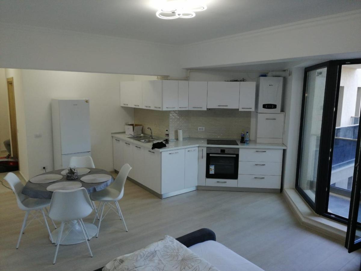 Studio Sebastian Apartment Mamaia Exterior photo