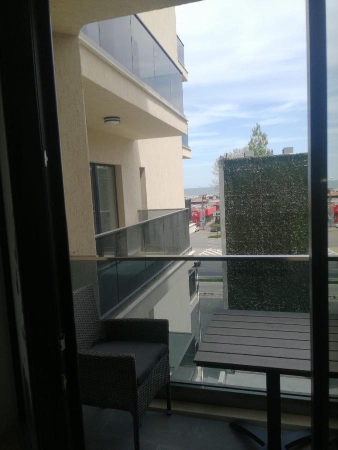 Studio Sebastian Apartment Mamaia Exterior photo